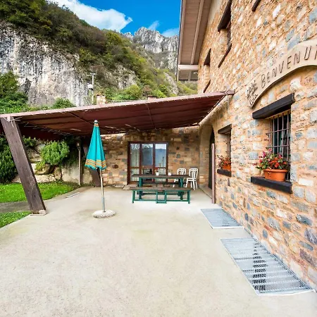 Chalet Chalet In Lombardy With Lake View *