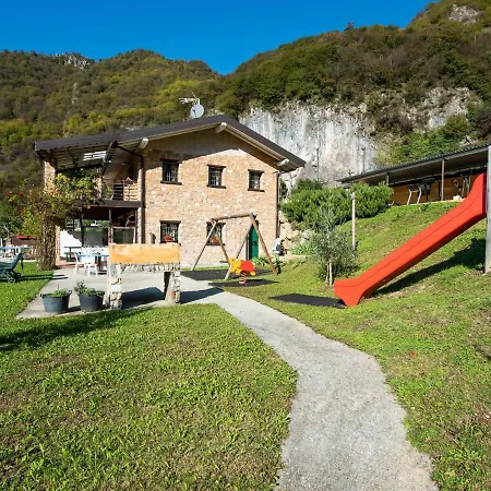 Chalet Chalet In Lombardy With Lake View *